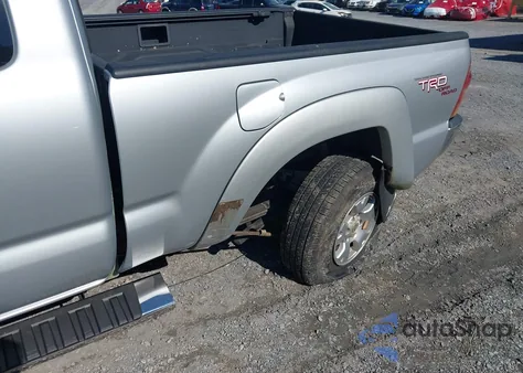 2005 Toyota Tacoma Base V6 from USA, damaged, VIN 5TEUU42N75Z048690